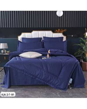 Комплект постельного белья с готовым одеялом. Ткань: Сатин Страйп гостиничный. Плотность 150г/м. Наполнитель одеяло: 15% шелк, 85% микрогель(возможно замена на похожее)