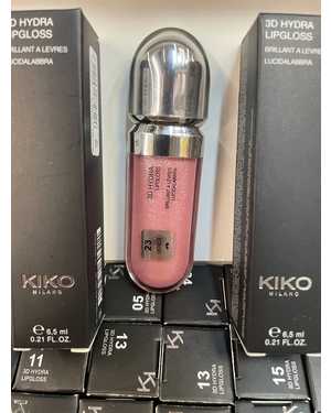 Увлажняющий блеск для губ Kiko Milano 3D