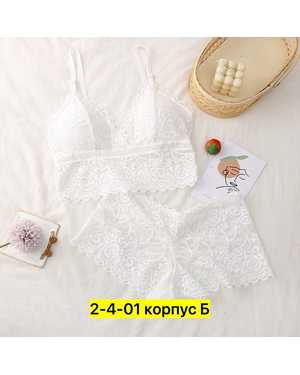 Женский комплект нижнего белья