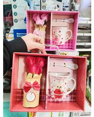 Набор подарочный: кружка с ложкой+букет роз Cute Teddy Bear