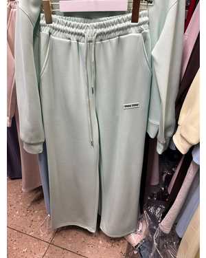 ЖЕНСКИЙ КОСТЮМ ДВОЙКА