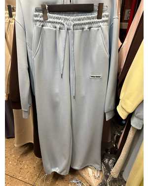 ЖЕНСКИЙ КОСТЮМ ДВОЙКА