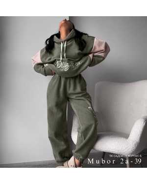 ЖЕНСКИЙ КОСТЮМ Размеры: S 42-44 , M 46-48 Ткань: Двухсторонний флис+ ВЫШИВКА