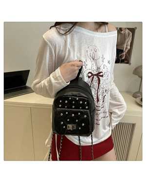 Женский рюкзак. Размер : 20*19*10.5см