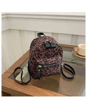 Женский рюкзак. Размер : 20*18*10.5см