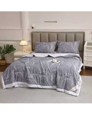 Комплект постельного белья с готовым одеялом. Ткань: Сатин Наполнитель одеяло: Шелк(возможно замена на похожее)