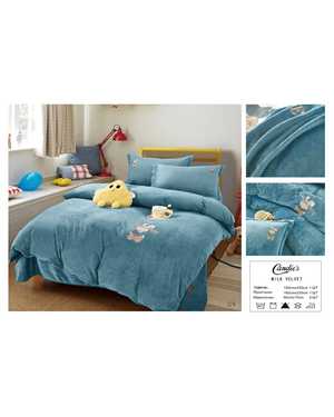 Комплект постельного белья с готовым одеялом от фирмы CANDIE’S. Ткань : Велюр(возможно замена на похожее)
