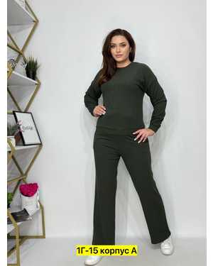 Женский костюм. Ткань лапша