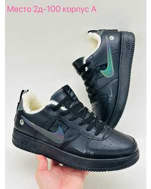 Женские кроссовки на зиму в размер