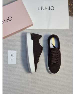 Женские кроссовки Качество PREMIUM В комплекте: коробка, пакет и документы