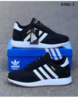 Мужские кроссовки на осень Маломерят на размер