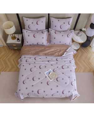 Комплект постельного белья с готовым одеялом от фирмы Alanna. Состав ткани: шелк, вискоза Наполнитель: шелк Тусса(возможно замена на похожее)