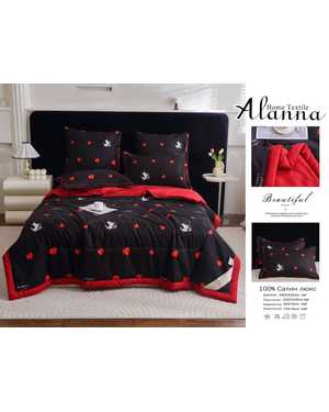 Комплект постельного белья с готовым одеялом от фирмы Alanna. Состав ткани: шелк, вискоза Наполнитель: шелк Тусса(возможно замена на похожее)
