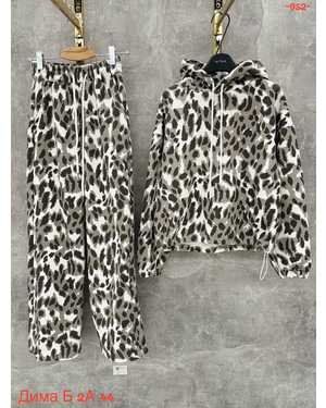 ЖЕНСКИЙ КОСТЮМ ТКАНЬ МЕХ