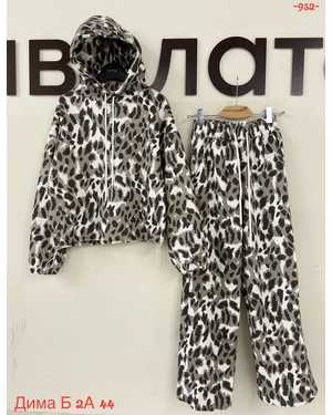 ЖЕНСКИЙ КОСТЮМ ТКАНЬ МЕХ