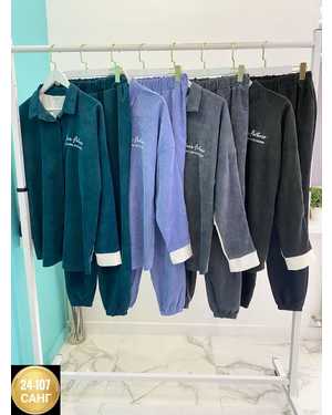 ЖЕНСКИЙ КОСТЮМ ТКАНЬ МИКРО-ВЕЛЬВЕТ