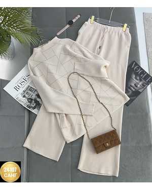 ЖЕНСКИЙ КОСТЮМ ДВОЙКА ТКАНЬ КАШЕМИР С СТРАЗАМИ