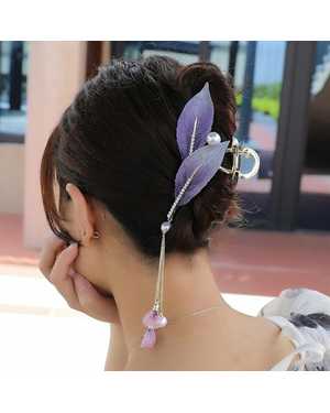 заколка-краб для волос с фиолетовыми листьями и жемчужной кисточкой