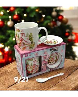 Подарочный набор кружек на Новый год Материал: керамика Объём: 330мл В наборе входит 1 шт кружка 1 шт ложка 1 шт блюдце В подарочной коробке Без выбора
