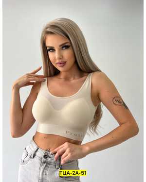 Женский топ с поролоном. Состав : Полиэстер, эластан