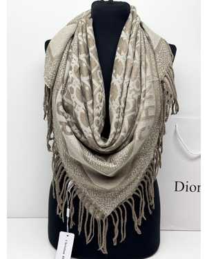 ПЛАТКИ СОСТАВ: 65% КАШЕМИР;35% ШЕЛК РАЗМЕР: 120Х120СМ