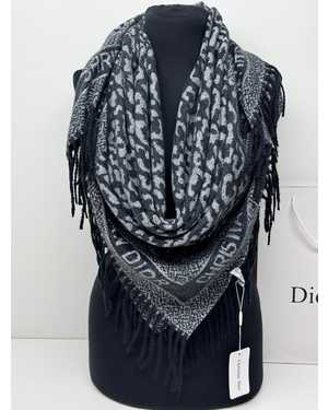 ПЛАТКИ СОСТАВ: 65% КАШЕМИР;35% ШЕЛК РАЗМЕР: 120Х120СМ