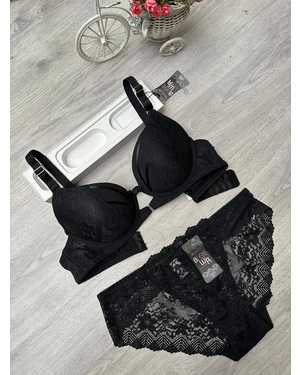 Женский комплект нижнего белья