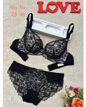 Женский комплект нижнего белья