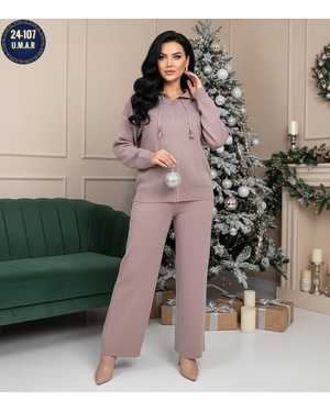 ЖЕНСКИЙ КОСТЮМ ТКАНЬ КАШЕМИР С СТРАЗАМИ