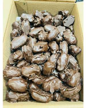 Финики с грецком орехом в шоколаде 1кг