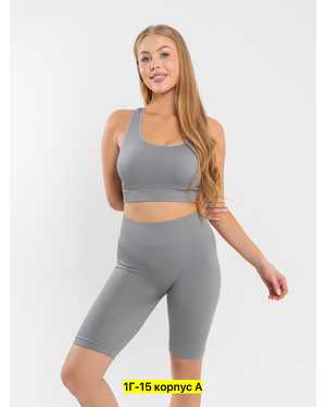 Женский костюм. Ткань лапша