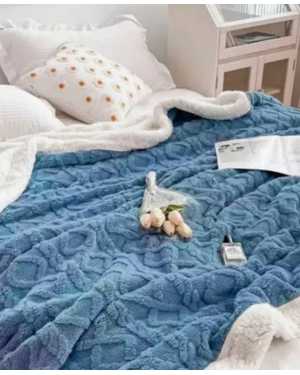 Распродажа. Плед барашка Размер 150х200см(возможно замена на похожее)