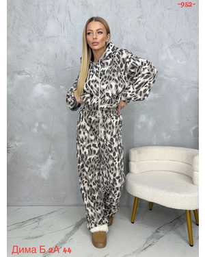 ЖЕНСКИЙ КОСТЮМ ТКАНЬ МЕХ