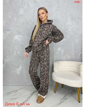 ЖЕНСКИЙ КОСТЮМ ТКАНЬ МЕХ