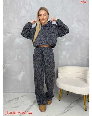 ЖЕНСКИЙ КОСТЮМ ТКАНЬ МЕХ