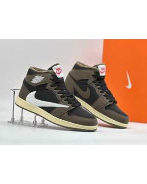 Мужские кроссовки на зиму в размер