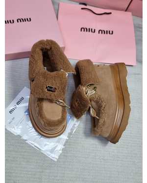 Женские ботинки на зиму в размер Качество PREMIUM В комплекте: коробка, пакет и документы