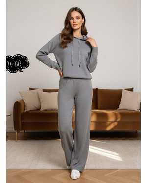 ЖЕНСКИЙ КОСТЮМ ДВОЙКА ТКАНЬ ФАБРИЧНЫЙ ВЯЗАНЫЙ