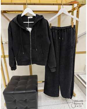 Женский костюм Размер: 42/46 Фабричный Китай