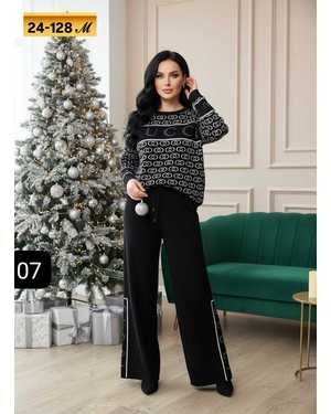 ЖЕНСКИЙ КОСТЮМ ДВОЙКА ТКАНЬ КАШЕМИР СО СТРАЗАМИ