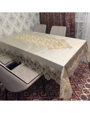 Скатерть Велюровая. Размер 150 на 220см