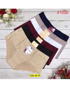 Женские трусики. В упаковке 6 шт один размер разные цвета