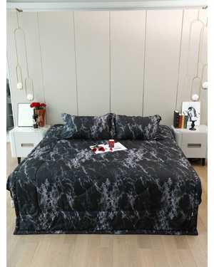Комплекты постельного белья с готовым одеялом из серии Victoria’s Secret. Наполнитель: 81% бамбук; 19% Микрогель Материал: 13% вискоза; 87% хлопок(возможно замена на похожее)