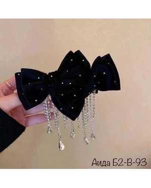Бархатная заколка для волос с бантом и со стразами