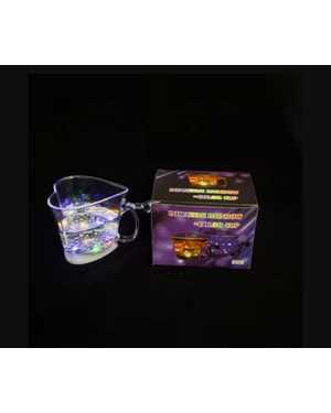 кружка-хамелеон с необычной формой сердечка