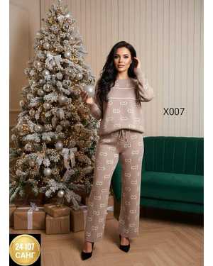 ЖЕНСКИЙ КОСТЮМ ДВОЙКА ТКАНЬ ВЯЗАННЫЙ + СТРАЗ