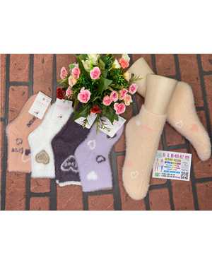 ДЕТСКИЕ НОСКИ 10 ПАР СОСТАВ: ШЕРСТЬ ЛАМЫ 85%, ПОЛИАМИД 15% ВОЗРАСТ: 3-8 ЛЕТ РАЗМЕР: РАЗМЕР: 3-4, 5-6, 7-8