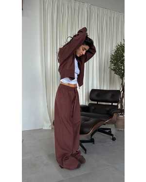 ЖЕНСКИЙ КОСТЮМ