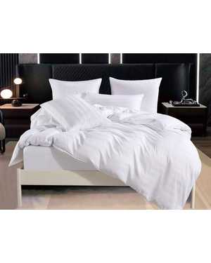 Комплект постельного белья Hotel. Ткань: Сатин-Страйп с полосками. Простыня на резинке(возможно замена на похожее)