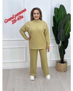 Женский костюм. Ткань: Трикотаж кашемир Длина верх 70 см, брюки 110см